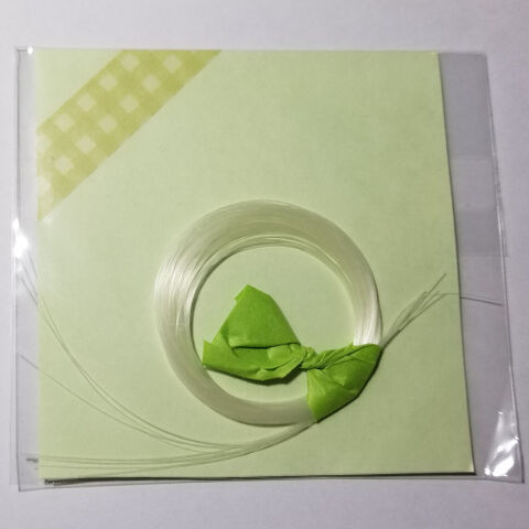 動物用ひげ（生成り色）