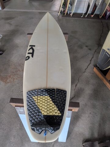 KT サーフボード 5'6"
