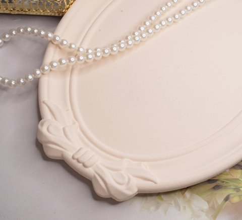 アンティーク風ピンクベージュリボントレイ