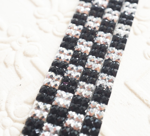 アイロン接着スクエアクリア×ブラックチェッククリスタルテープ/幅1.6cm　40cm