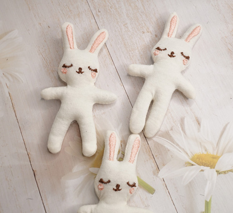 着せ替えうさぎぬいぐるみベース