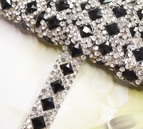 アイロン接着ブラック1スクエアストーンクリスタルテープ/幅1cm　40cm