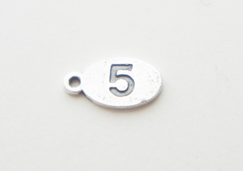 Ｎｏ５ミニプレートチャーム