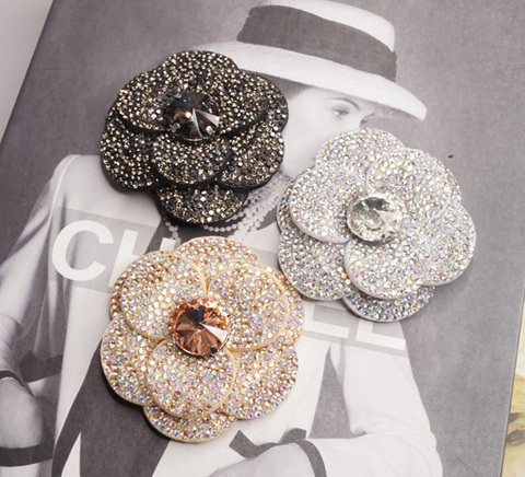 キラキラストーンカメリア　約5.5cm