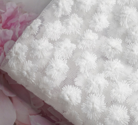 パフフラワーチュールレースファブリック　60×40cm