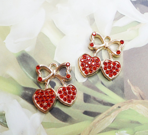 ゴールドリボンハートストーンチェリーチャーム