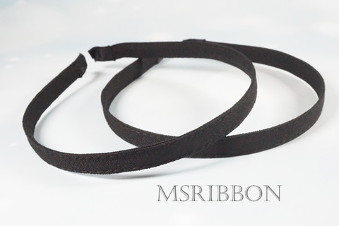 ブラックファブリックコーティングカチューシャ　1cm/1本