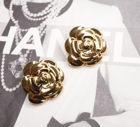 ゴールドカメリア飾りボタン　2個セット