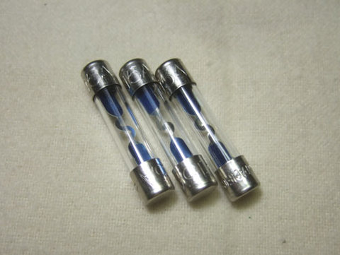 ガラス管ヒューズ15A（3本セット）