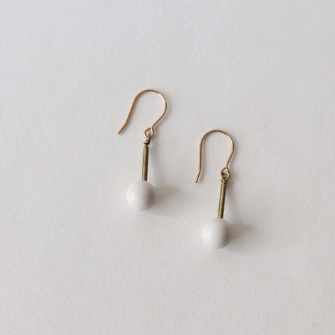 一粒ピアス　：　okabemakiko