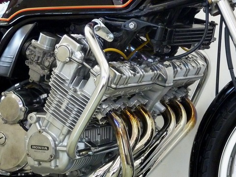 CB750F エンジンガード&ステップ付き motoparts_7373m