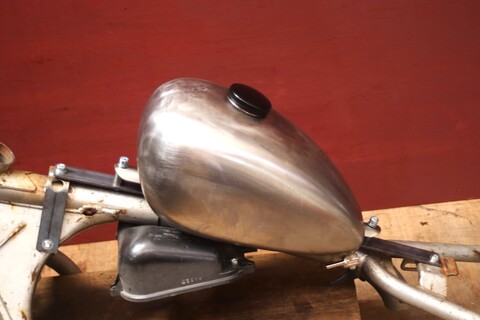 ピーナッツタンク　エイジング自家塗装　パンダロケット製 ピーナッツタンク エイジング自家塗装 パンダロケット製 ピーナッツ