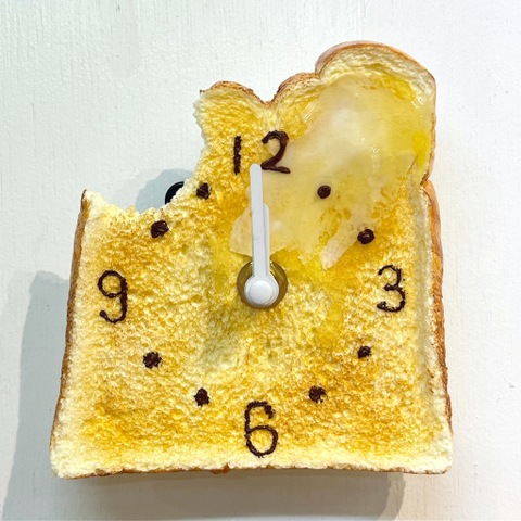 こんがりトースト時計(壁掛け式)(白い針)
