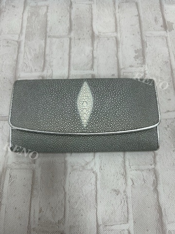 ＊参考価格¥43780税込＊　エイ革財布（ロング）