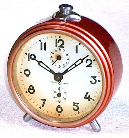 農村時計　丸型目覚（レッド） 昭和22年頃【074】