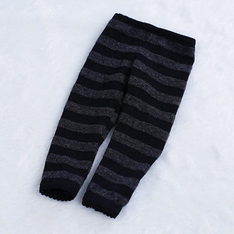 【ブラック】ボーダーレギンス（7分丈）｜MDDサイズ