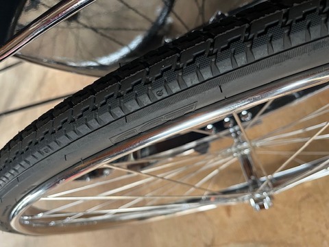 人力車用　新品タイヤ