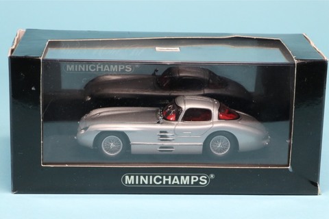 ミニチャンプス 1/43 メルセデスベンツ 300 SLR ウーレンハートクーペ 1955