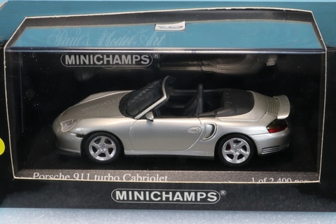 ミニチャンプス1/43ミニカーマカンturboライトグレー