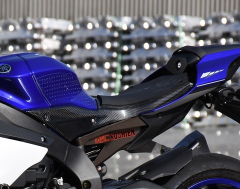 ★EIGHT(才谷屋) YZF-R6 シートベース★ 17~YZF-R6ｼｰﾄ台&ｼｰﾄﾍﾞｰｽ/黒ｹﾞﾙ | EIGHT （才谷屋ファクトリー