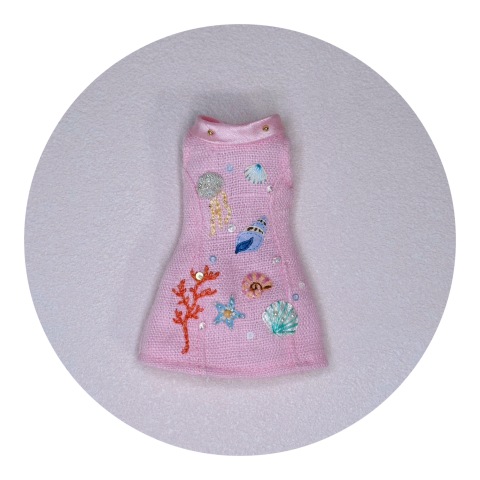 sandy doll closet
