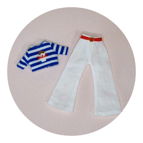 sandy doll closet