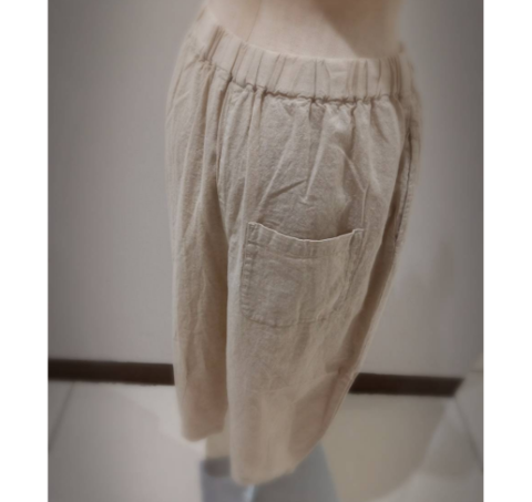 裾ダーツバルーンパンツ（８分丈）