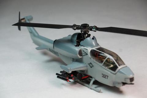 【生産終了】AH-1W スーパーコブラ 塗装済み完成品