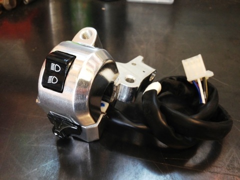 RUCKUS SWITCH LEFT