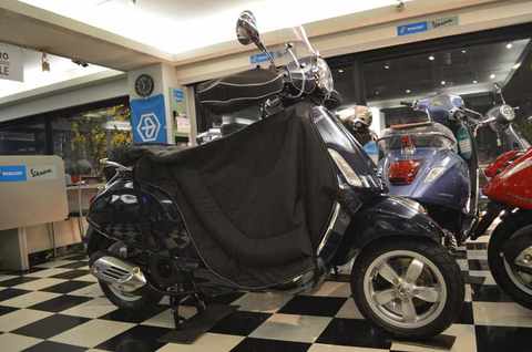 冬の防寒アイテム/防犯アイテム/車体カバーの商品一覧 | Vespa