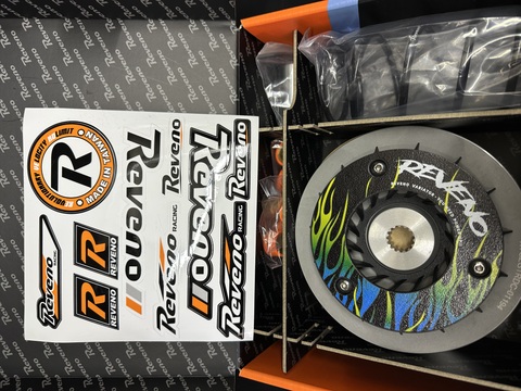 REVENOレーシングプーリーキット（黒/緑）グリファス用