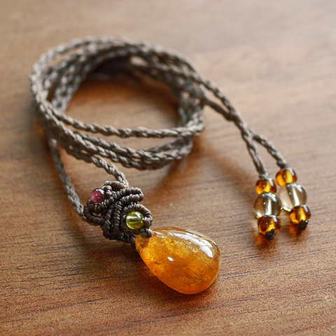 レア☆マクラメペンダント☆虹入り 宝石質 イエロートルマリン
