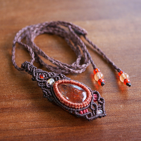 マクラメペンダント☆宝石質 大粒 マイカサンストーン