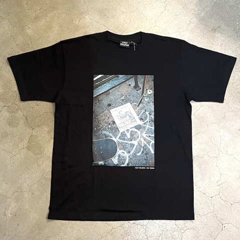 UGLY WEAPON / NEWS PAPER TEE [Black]