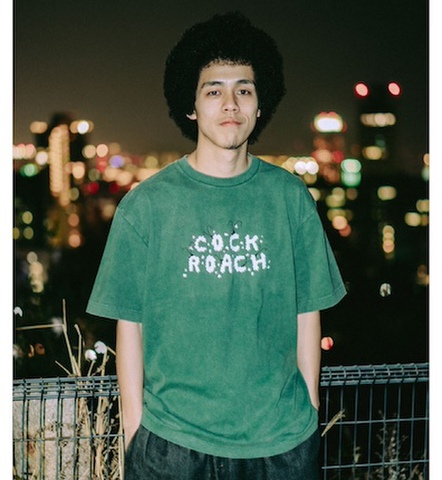 COCKROACH / CHILL MOKU - TEE [OKEY GREEN]  ※DESIGN by chillstomach