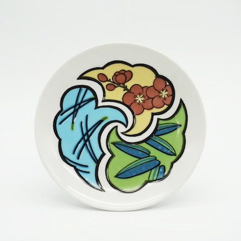 九九谷 / ５寸 丸皿（松竹梅）　Kads MIIDA & 野坂 稔和