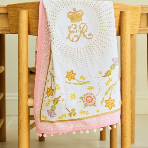 バッキンガム宮殿  エリザベス2世女王生誕100周年記念センタナリーコレクション　ティタオル　