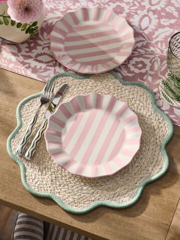 Happy Spring　ピンクストライプ　プレート2枚組　ロンドン直輸入　	