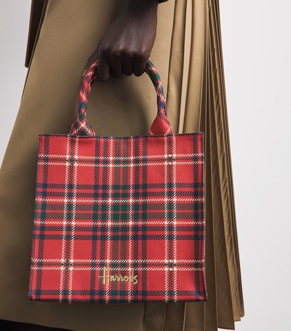 Harrods新作バッグ　タータンチェック柄トートバッグ　赤
