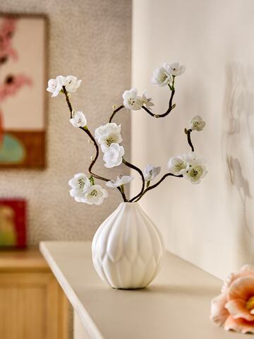 数量限定　Happy Spring 桜　ブロッサムオーナメント　陶器花瓶入り造花　ロンドン直輸入　