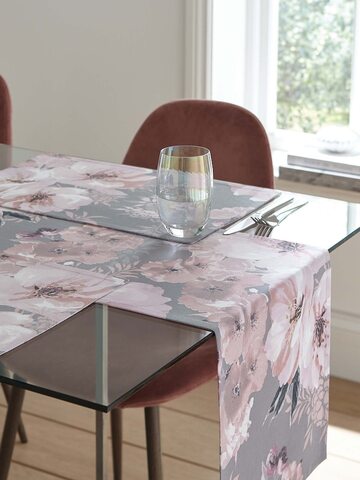 ピンク&グレーフローラル　テーブルランナー３３ｃｍｘ２２０ｃｍ