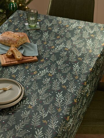 ミスルトウのテーブルクロス　拭き取りかんたんワイプクリーン素材