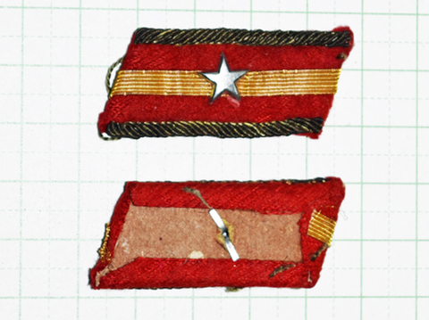 陸軍襟章 98式少尉