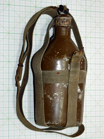 陸軍水筒 旧型