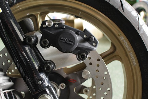 KYB38/320ｍｍ/Z4穴ホイール用ブレンボラグビーサポートKIT