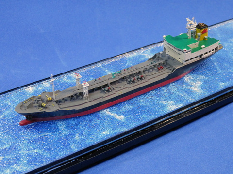 船舶模型　かなり巨大な模型です。補修用のパーツ付き R工廠 超巧造艦ワークス: 笹原 大 1/700艦船模型集 | 笹原 大