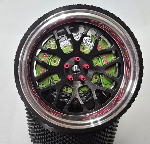 テールスライダーのアルミステアリングとフタバ用カーボンハンドル テールスライダーのアルミステアリングとフタバ用カーボンハンドル