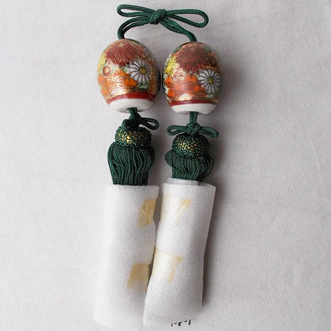 昭和レトロ/骨董/伝統工芸品/九谷焼き花詰め風鎮