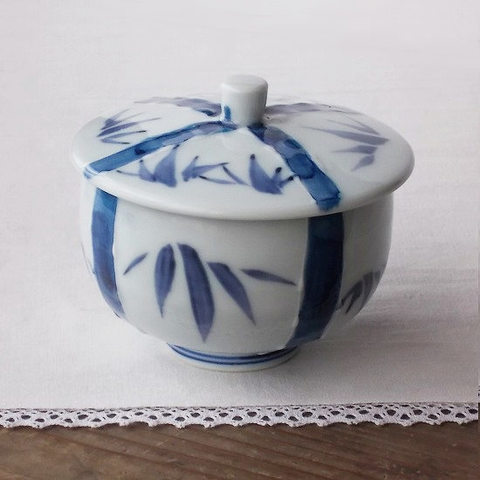 昭和レトロ茶器/品野焼き呉須染付竹林柄の蓋付き湯呑み
