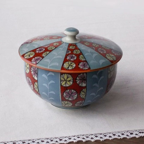 昭和レトロ茶器/有田焼きみやび水色赤草花柄蓋付き湯呑み